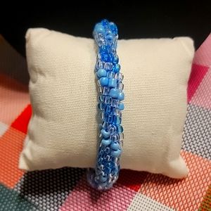 A02 Magnetic seed bead bracelet
